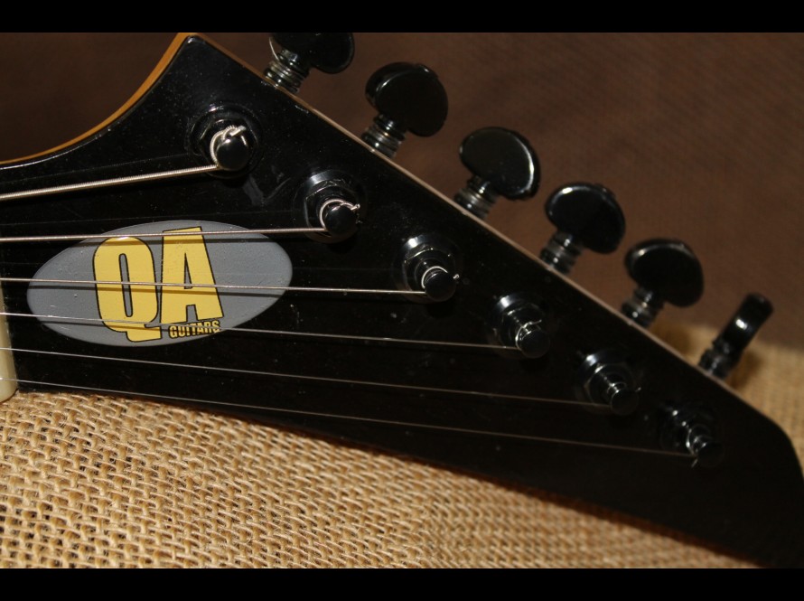 QA Guitars Soloist