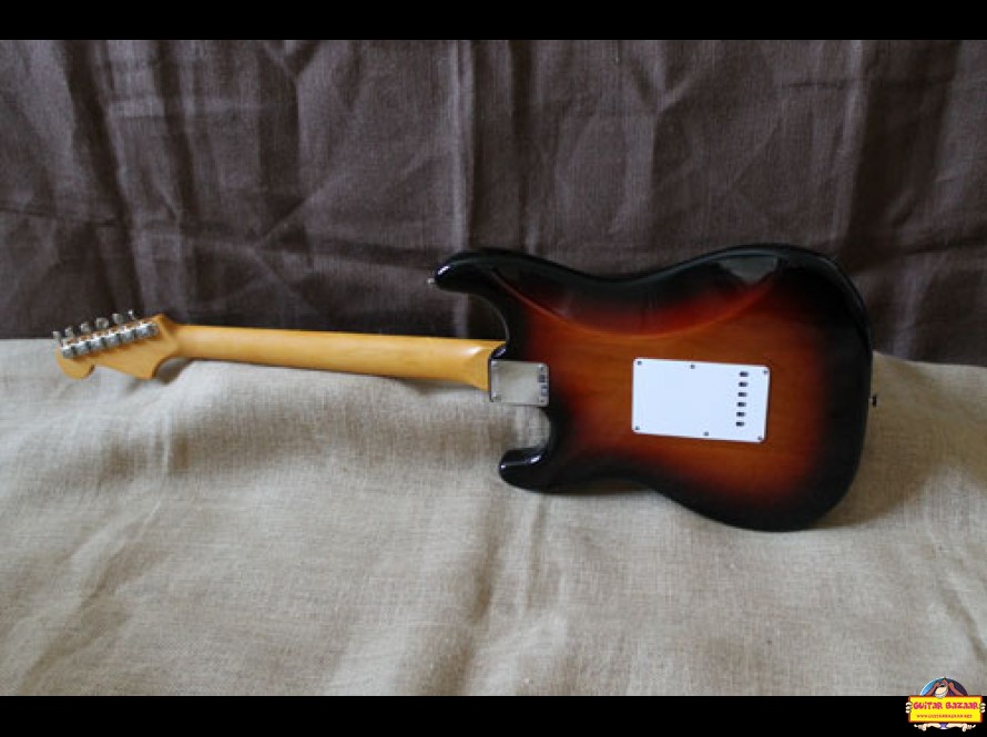 Fender AVRI '62 Reissue Hot Rod Stratocaster