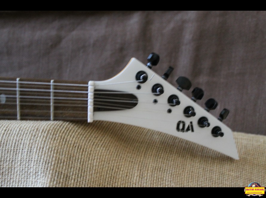 QA Guitars Iyr 9 String